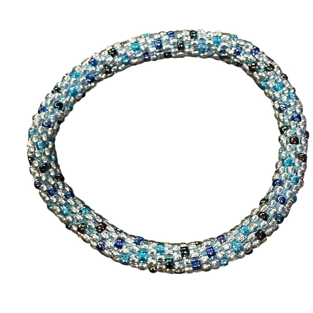 Sashka Crystal Cove Glass Beaded Bracelet - Blue and Silver | Handcrafted |